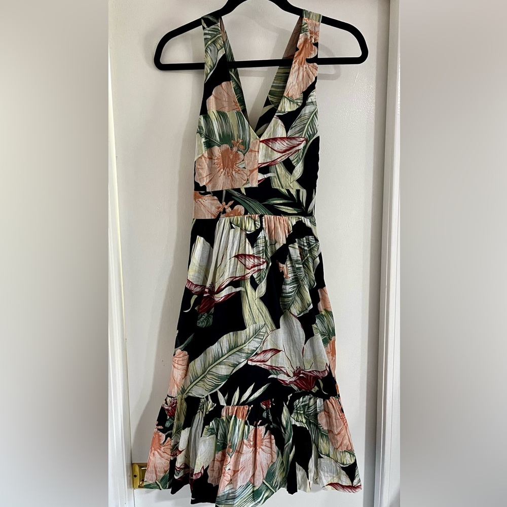 Ann Taylor Island Floral Dress Crossback V Neck Lined Ruffled Hem Sz 0